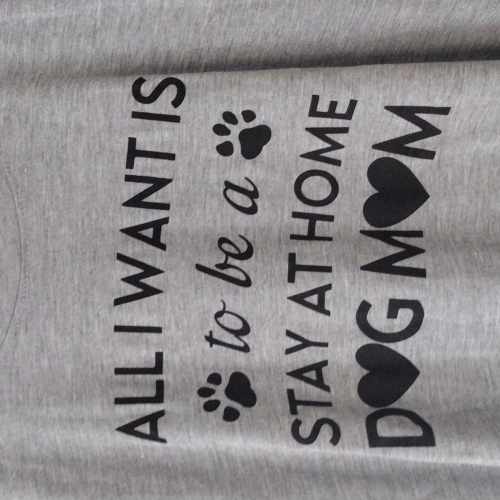 Soft tee dog mom